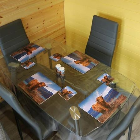 Glampods Glamping Pod - Meet Highland Cows And Sheep Elgin Exterior foto